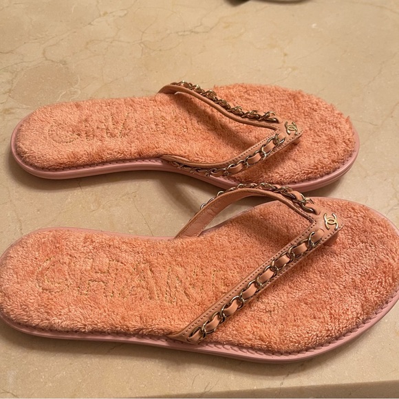 Chanel pink at the pool sandals thong flip flops size 6 36 - Picture 2 of 15